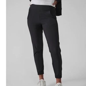 Athleta Brooklyn Jogger black 2